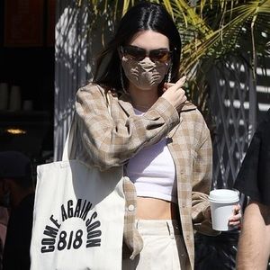 Kendall Jenner 818 tequila tote bag